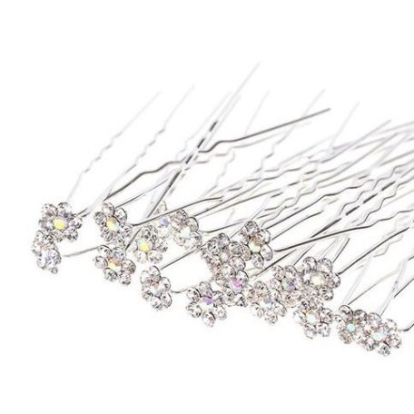 Hajtű közepes virággal